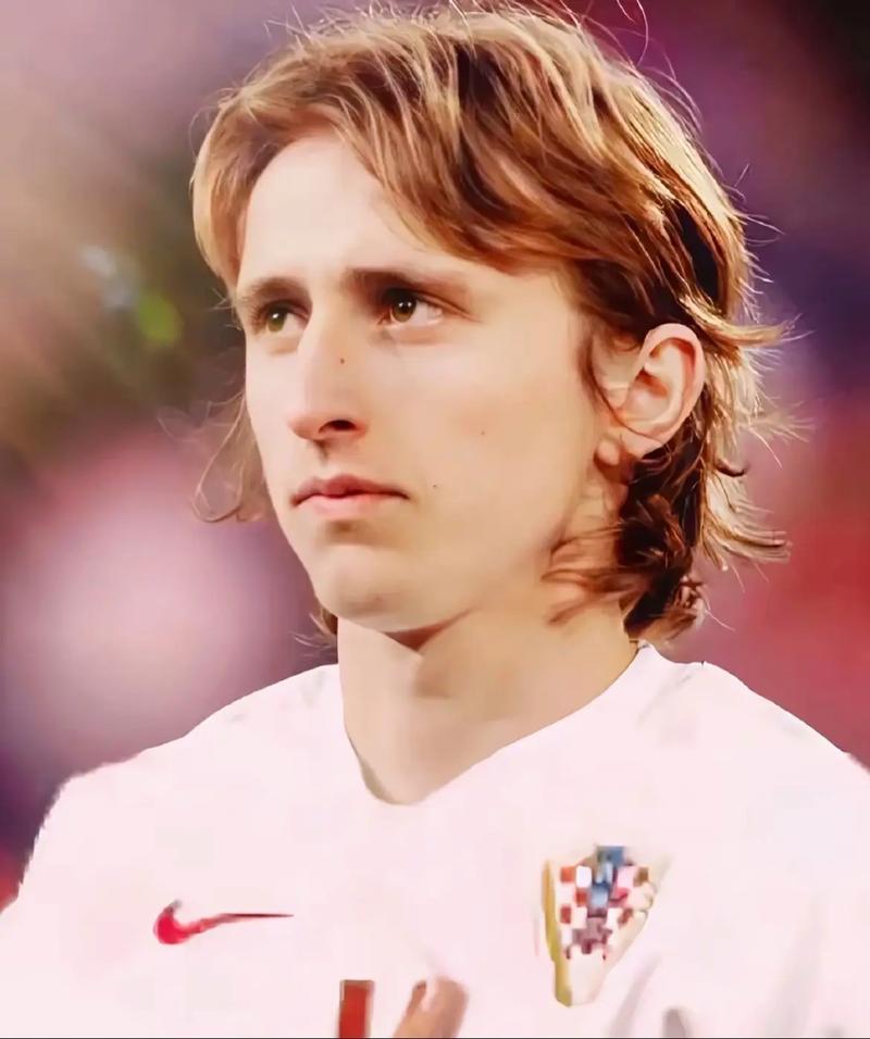 广东险完成大逆转！徐杰轰25+11，奎因27+8，杜锋昏头操作葬送好局