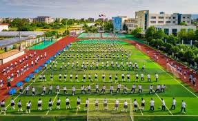 弗法纳：埃斯特旺还很年轻，但他非常出色，天赋惊人